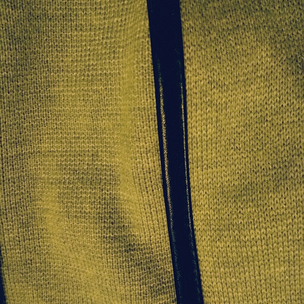Wrap sweater - Picture 3 of 5